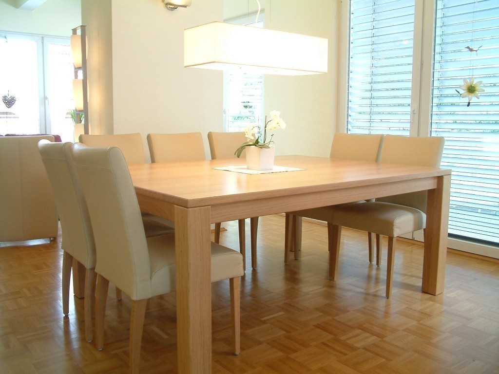 4-Fuß Esstisch Variato 185 X 135 cm, mit 2 Ansteckplatten, der